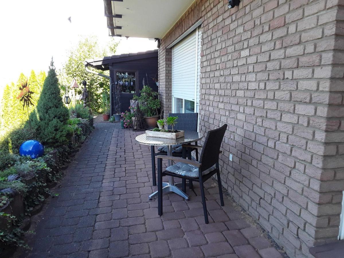 Haus Sonnenblick Apartment Momlingen Exterior foto