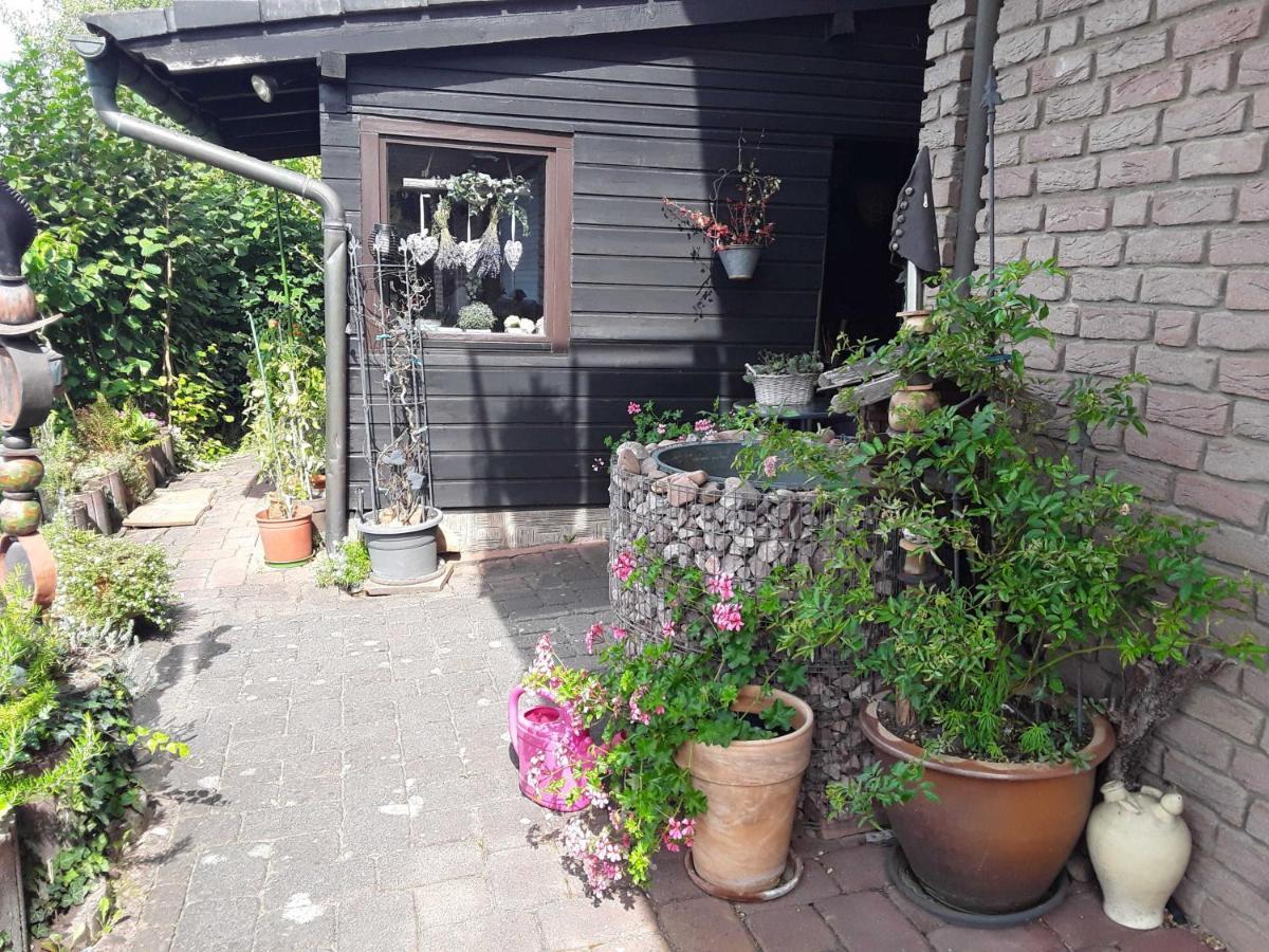 Haus Sonnenblick Apartment Momlingen Exterior foto