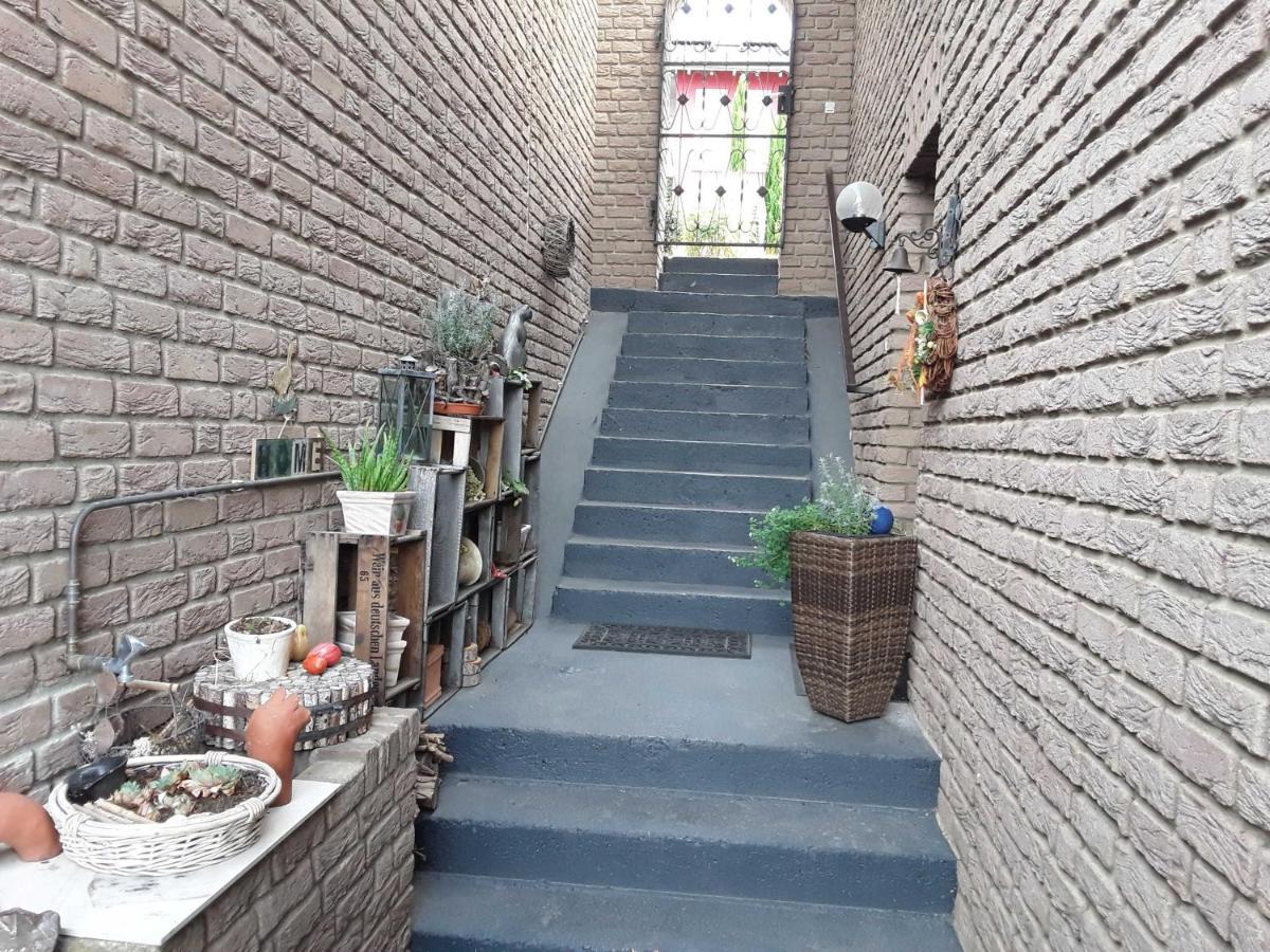 Haus Sonnenblick Apartment Momlingen Exterior foto