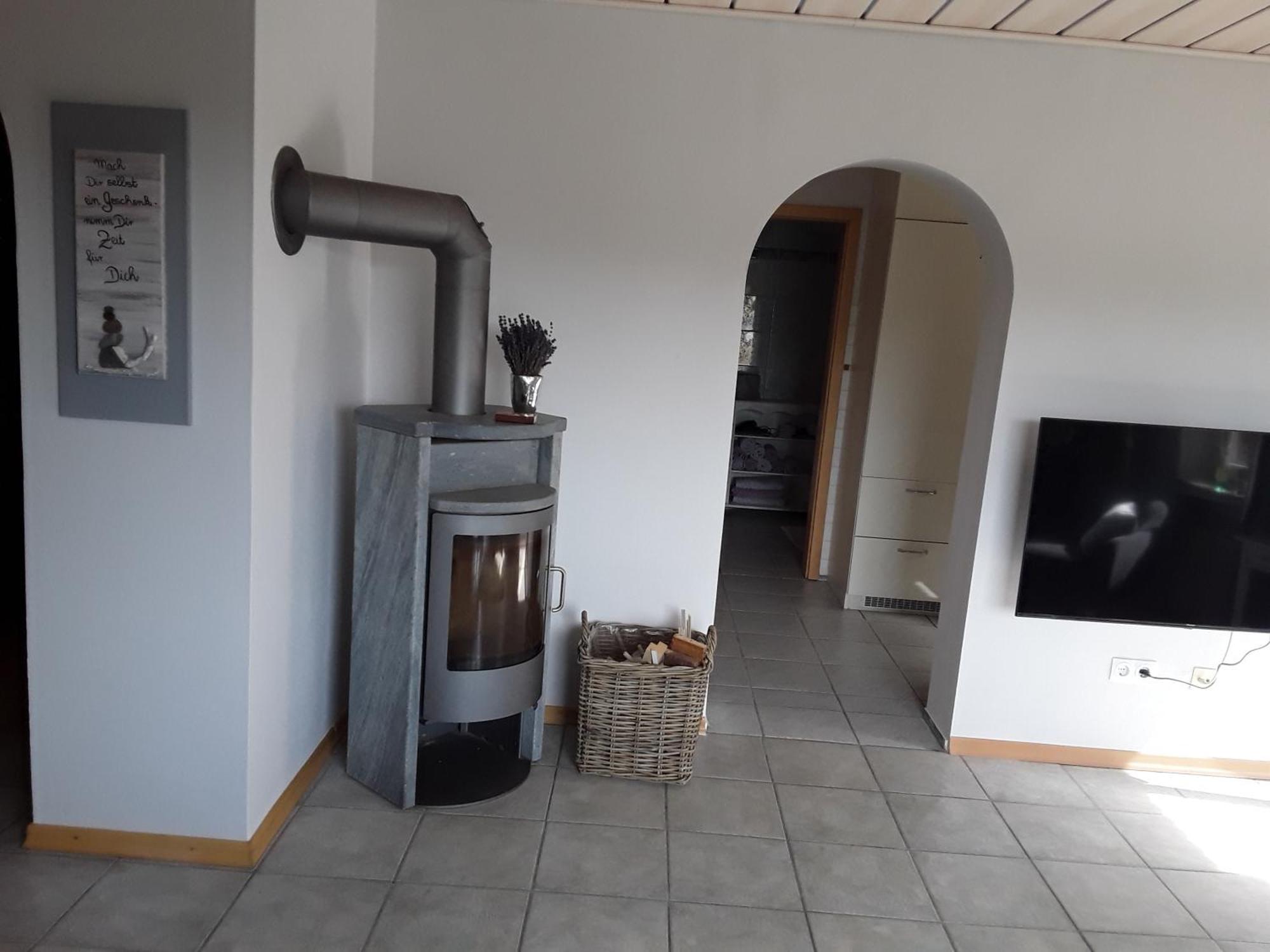 Haus Sonnenblick Apartment Momlingen Exterior foto